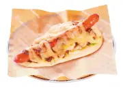 コメダ珈琲店「カリー祭り」開催、新作カリーナンドッグとアサイーミックスラッシー登場