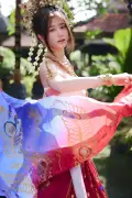 “9頭身美女”斎藤恭代、グラビア映像活動に終止符 ラスト作品はバリ島で撮影