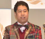 M-1王者井口とSomething ELse大久保が同じ衣装！テレ東2番組で奇跡の連続