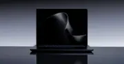 Microsoft、NVIDIAと共同設計の「Surface Laptop Ultra」発表　AIモデルのローカル実行可能に