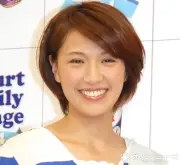 浅尾美和、子供連れでエスコンデビュー「牧野真莉愛ちゃんに色々教えてもらって」