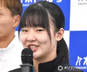 張本美和がWTTザグレブで2冠達成、父との2ショットに感謝と18歳の決意