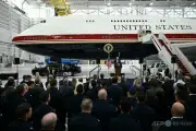 カタール贈呈の新エアフォースワン公開、トランプ氏「空飛ぶホワイトハウス」