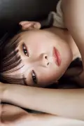 “現役東京藝大生”乃木坂46池田瑛紗、『マガジン』表紙で圧倒的美を披露