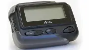 スマホより安全なはずのポケベルが3400人を負傷させた事件が露呈した日本企業の致命的弱点