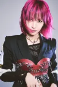 ピコ太郎とLiSAがコラボ「Gifu Me Baby」岐阜県テーマのご当地ソング