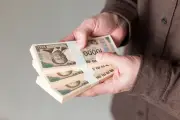 退職金見込み額「わからない」34％、約7割が老後資金に不安