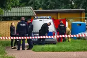 プーチン風刺のロシア人アーティスト、ポーランドで射殺される