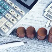 ボーナス100万円の運用で5年後に60万円以上の差が生まれるシミュレーション