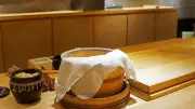 富裕層の秘密基地：高級寿司店で常連扱いされる3分間のルール