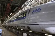 東洋経済の記事をリライト：日本経済の現状と課題