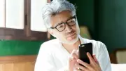 飲み会後のLINE写真共有で「デキない人」認定されないための3つのチェックポイント