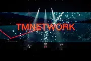 TMNETWORK横浜アリーナ公演をWOWOW独占放送、「量子もつれ」テーマの最新ツアー