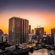 東京都心の中古マンション市場、価格上昇一辺倒から局面転換へ