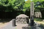 東洋経済が描く2025年、日本の未来予測と課題