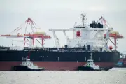 東洋経済が報じる最新ビジネストレンド：2024年注目の10大テーマ