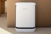 VeSync Japan、自動クリーニング機能搭載の空気清浄機「Levoit Vital Pet Pro」を発表