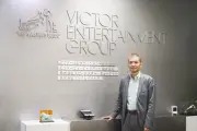 ビクターエンタテインメント社長小野朗氏に聞く、サカナクションとM!LK快進撃の背景と100周年戦略