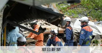 熊本地震、72時間迫る中で捜索急ぐ 消防400人以上動員