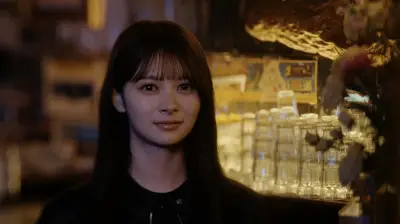 AKB48伊藤百花、丘みどり20周年記念シングルMVに出演 シンガーソングライター役で夢追う姿