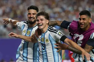 王者アルゼンチン、10人のスイスを延長戦で下しW杯4強入り イングランドと準決勝へ