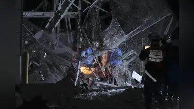熊本地震、イオンモールで4人救助・10人連絡取れず 日本製紙工場で2人心肺停止