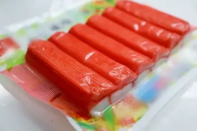 紀文「20秒おつまみ」カニカマ簡単レシピが話題、オリーブオイルとレモン汁1:1で和えるだけ