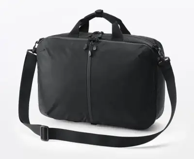 無印良品、肩の負担を軽減する撥水3wayビジネスバッグ発売