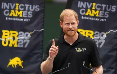 ヘンリー王子一家、チャールズ国王と4年ぶり対面　英メディア報道
