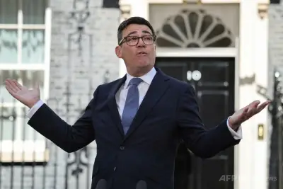 英バーナム新政権との関係改善「見込みなし」 ロシア大統領府が表明