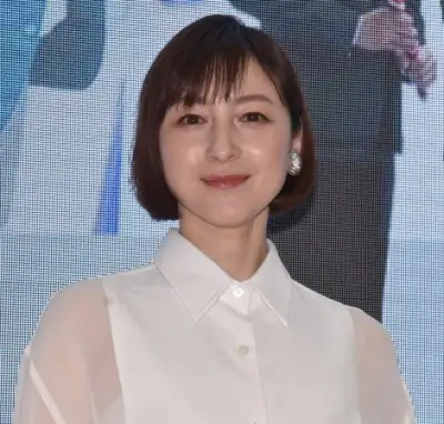 広末涼子、バースデーライブで感謝「大切なみんなに支えられている」 ミニ丈衣装で美脚披露