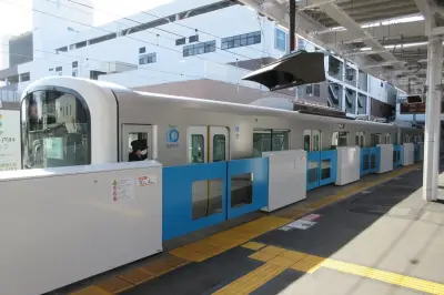 西武鉄道、池袋駅など4駅8番線にホームドア設置へ 今年度中に順次稼働