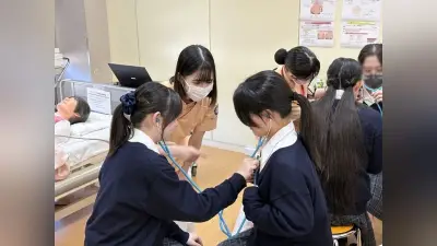 昭和女子大附属高校生が昭和医大で医療実務体験、CTで3D画像作成も
