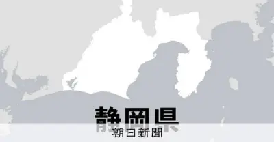 静岡・御殿場のサッカーグラウンドに高さ20mの木が倒れ、観戦者7人搬送