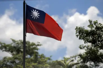 米国、中国からの小包関税免除を撤回へ、低額貨物に新たな関税措置