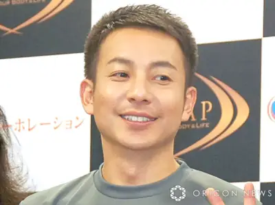 我が家・坪倉由幸、オーダーメイド植物棚を公開「最高です！カッコイイです！」