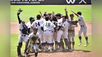 高校野球兵庫大会決勝 社が明石商に逆転勝ち 3年ぶり3度目の甲子園 8回小倉の逆転2ラン