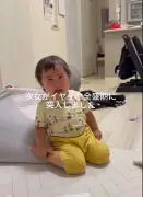 「梨がもっと食べたくて…」2歳娘のイヤイヤ全盛期に12万いいね　騒がしい毎日も有限