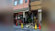 熊本市で震度7の令和8年熊本地震 建物崩落や道路に破片散乱 断続的に揺れ続く JR新水前寺駅運転休止