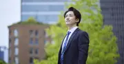 2027年卒の初任給、約9割の企業が引き上げ 平均支給額は23万7903円