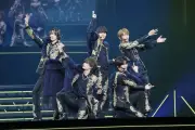 ACEes、1万5000人前にデビュー宣言「芸能界を荒らしにいきましょう」 有明アリーナ公演ライブレポート