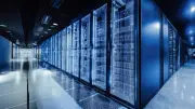 AIサーバー需要で米粒より小さい部品が逼迫、日本2社が供給握る