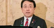 赤沢経産相、決済代行業の実態調査へ 「全信」破産受け、規制導入は慎重姿勢