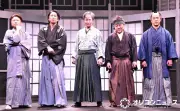 アキ、30年以上温めた群像劇を東京で上演 西川忠志「喜劇って難しい」