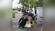 根室市で藻大量発生、全域1万2000戸断水 自衛隊派遣へ