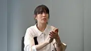 アリス紗良オット、ヨハン・ヨハンソンのピアノ曲集アルバムをリリース