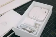 アップルが箱からプラスチックを消すまでの10年、開封体験を変えなかった執念