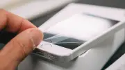 アップル、開封体験を変えずにプラスチック削減10年の執念