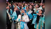 アルゼンチン、W杯連覇ならずも国民は健闘称えメッシに感謝