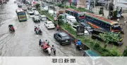 バングラデシュ洪水・土砂崩れ、死者51人に 600人以上救助、避難所に約3万8000人